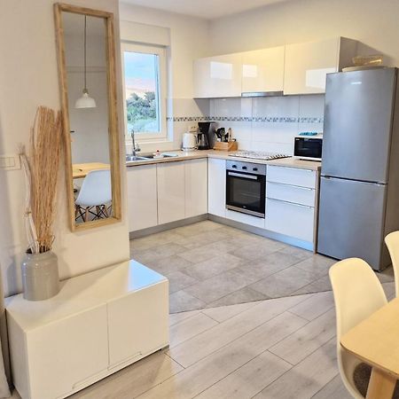 Apartments Nina راب المظهر الخارجي الصورة