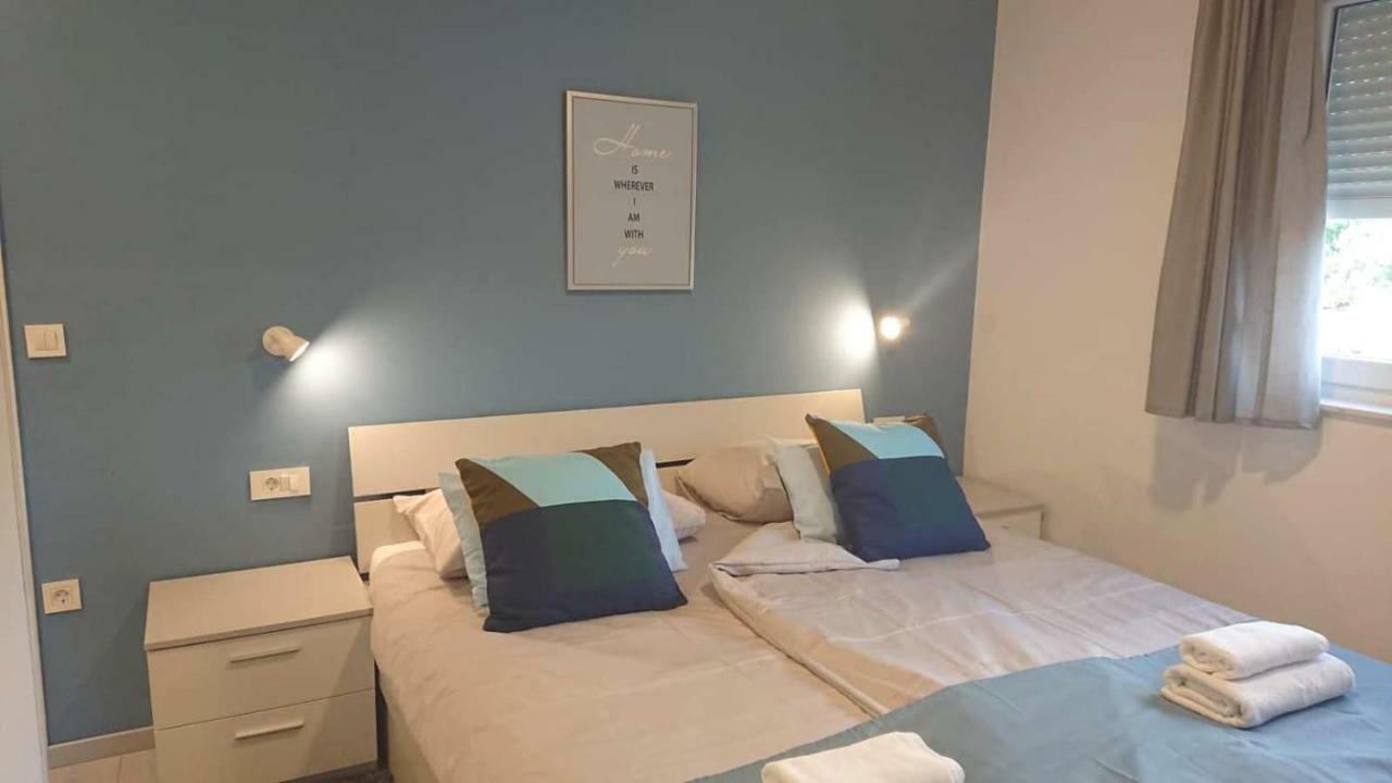 Apartments Nina راب المظهر الخارجي الصورة