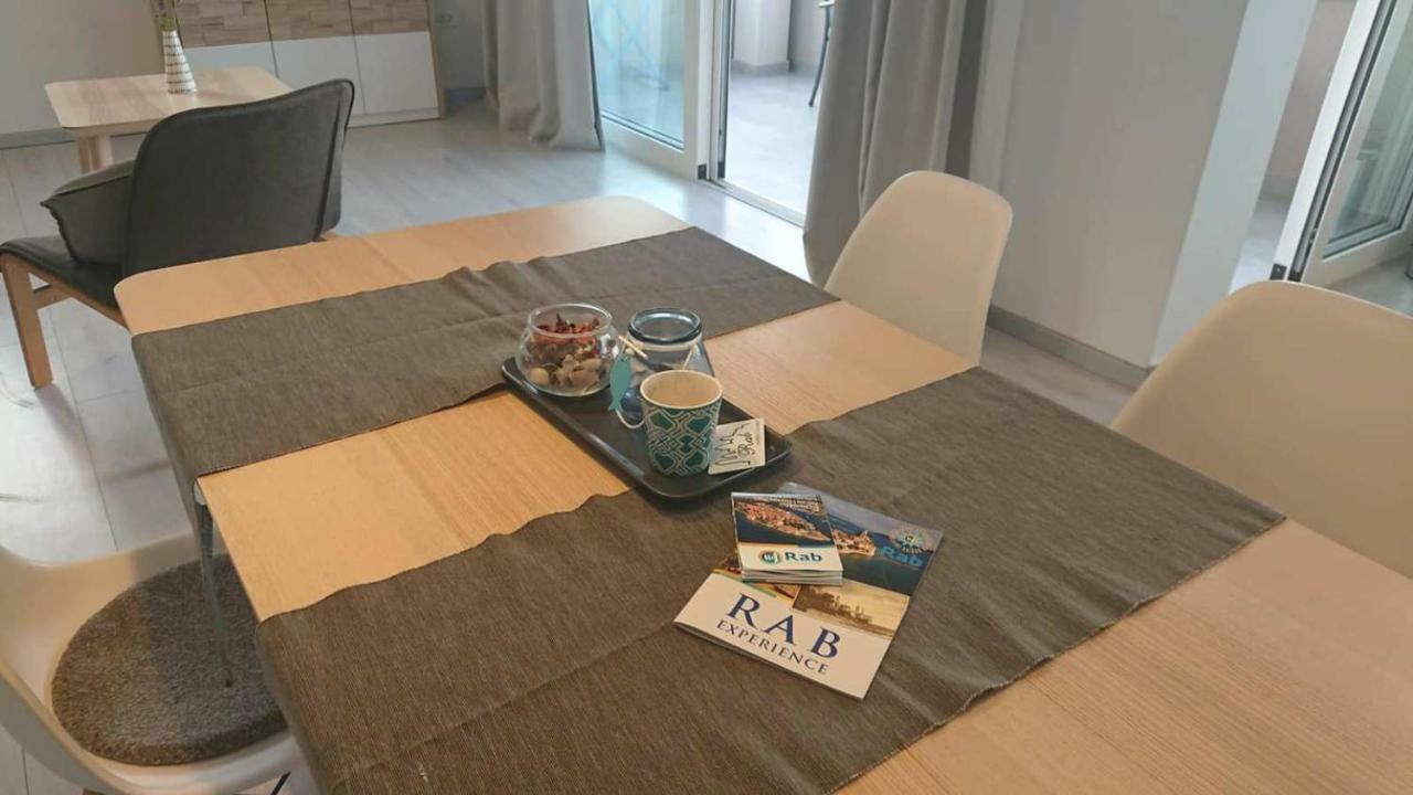 Apartments Nina راب المظهر الخارجي الصورة