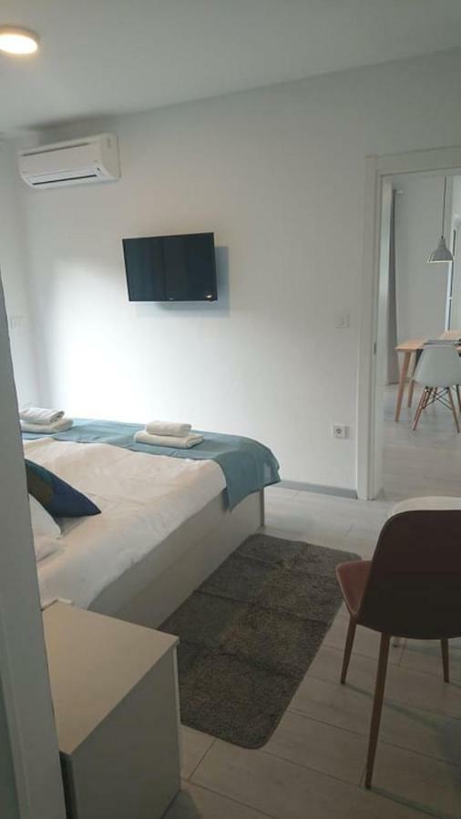 Apartments Nina راب المظهر الخارجي الصورة